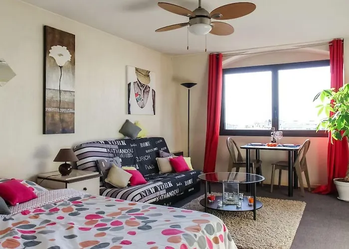 Apartment Cosy - Negresco - Ac - 5 Min Walk To